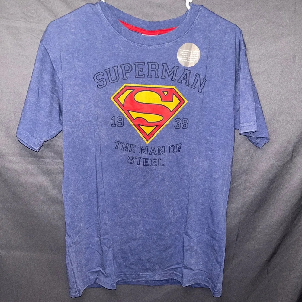 Superman Boys Blue Acid Wash Graphic T-Shirt and Gray Shorts Set Size Sm 6/7 NWT